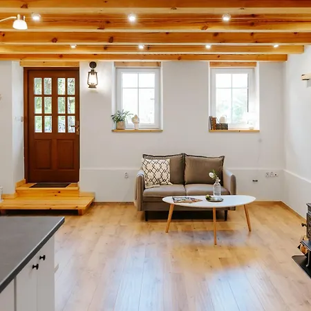 Apartmán Jozefowka Stara Stodola Zagorze (Wieliczka)